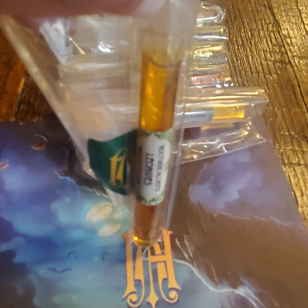 Nocturne Alchemy 6 Perfume Oils - Picture 3 of 5